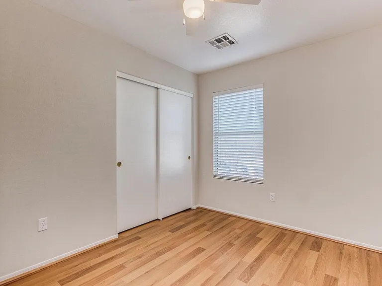 6809 S 39th Ln — Photo 28