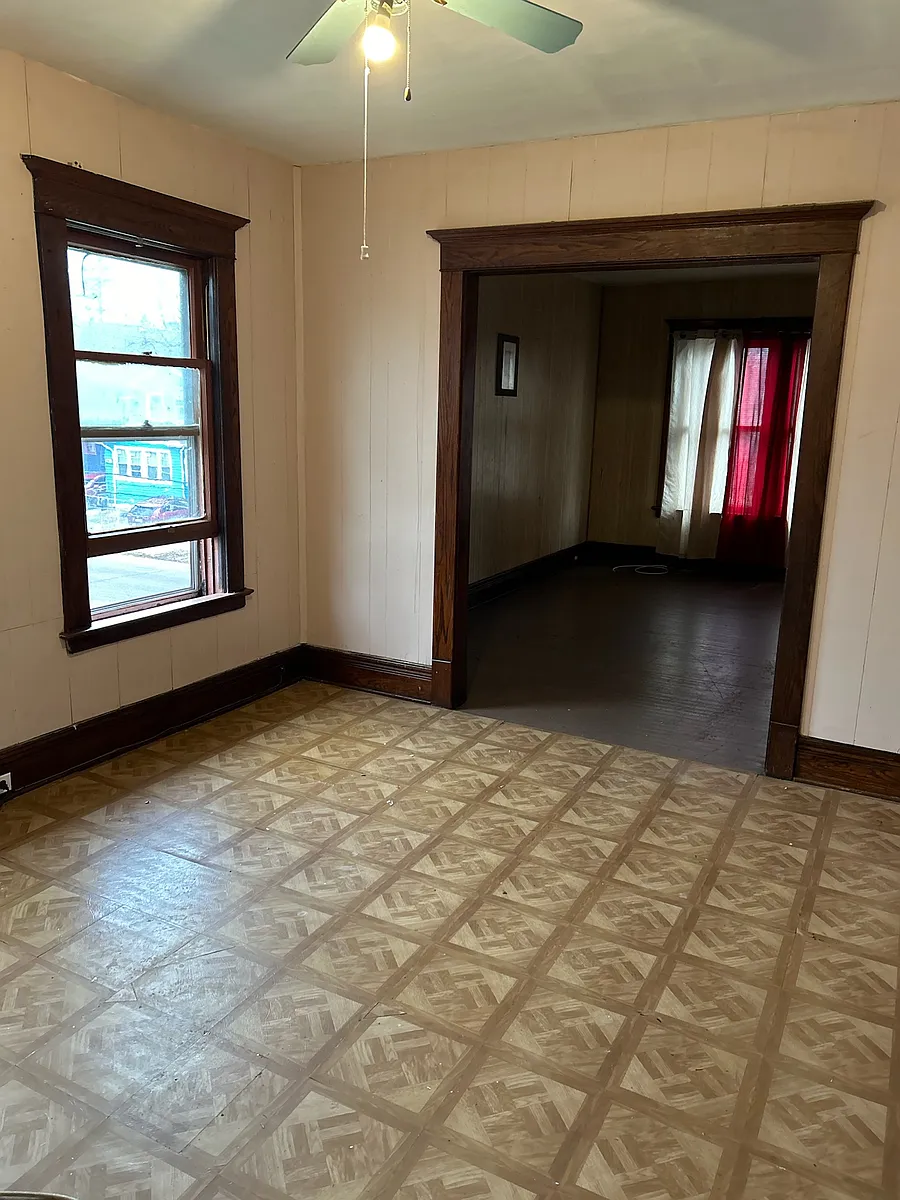 Building Photo - 207 Jewett Ave