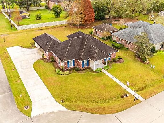 5th image of 220 Banker Dr