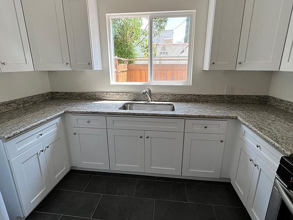 4th image of 1016 S Holt Ave APT 3