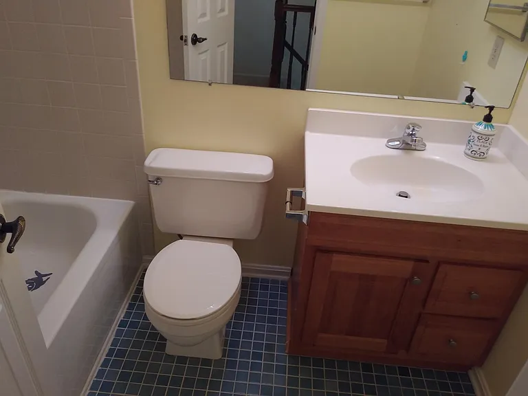 2711 Woodwalk Ct — Photo 16