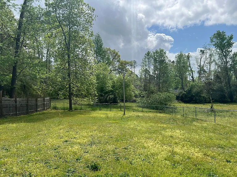3544 Mutimer Dr — Photo 22