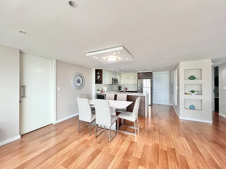 5869 Avenue Isla Verde — Photo 14