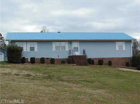 2nd image of 321 Kimberly Ln