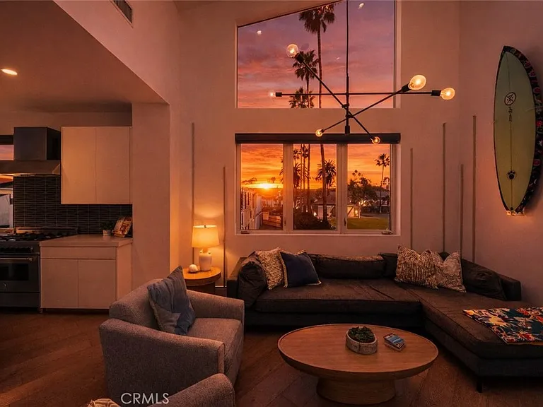 4405 Channel Pl — Photo 25