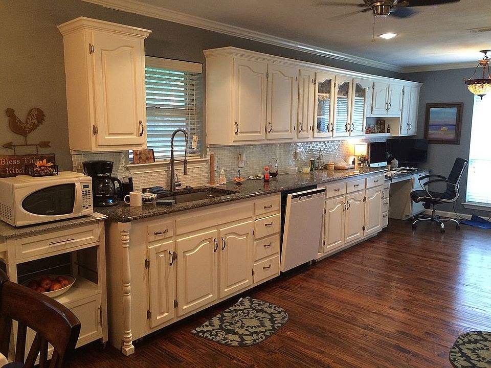 2nd image of 317 Westpark Dr N