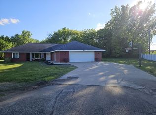 299 Park Ave W, Eden Valley, MN 55329