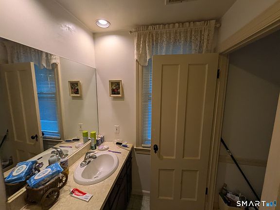 3rd image of 147 Jubilee Street