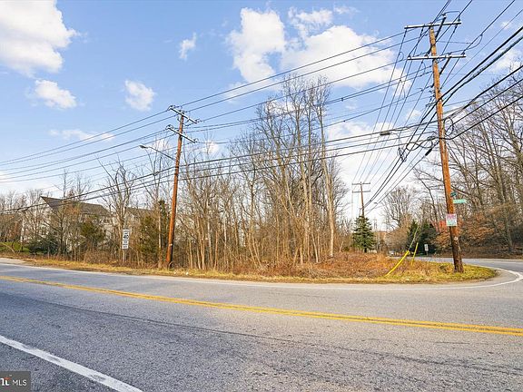 4th image of 2628 Brown Station Rd