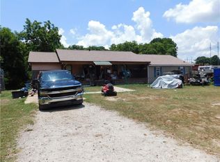 19 Parker Rd, Auburn, GA 30011