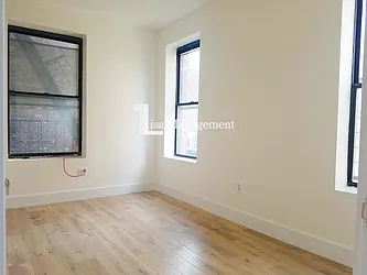 Rented by Lisa Management