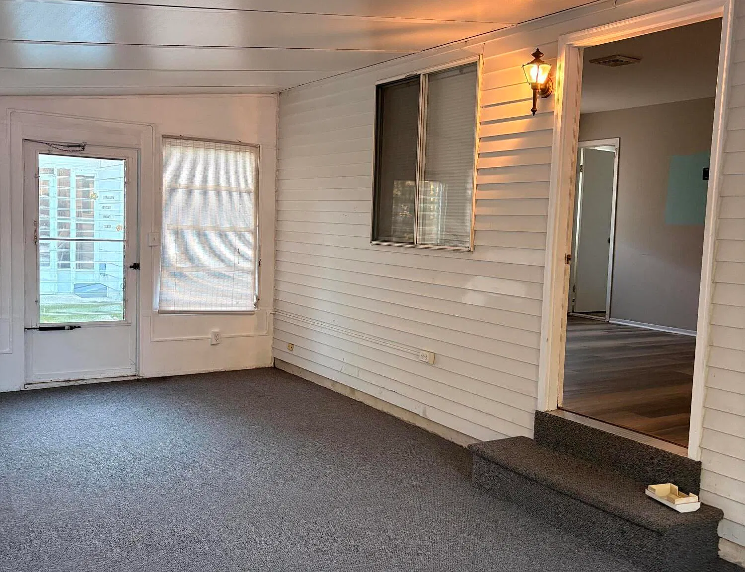 2 bed, 1328 sqft, $2,100 — Photo 3