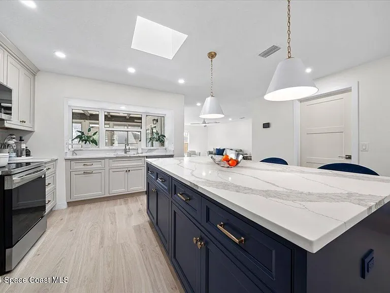 115 Elm Ave — Photo 5