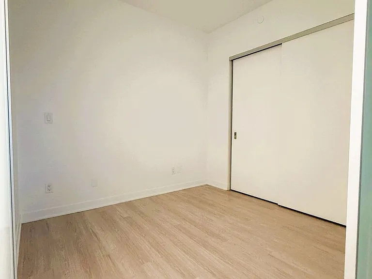 185 Alberta Ave #306 — Photo 34