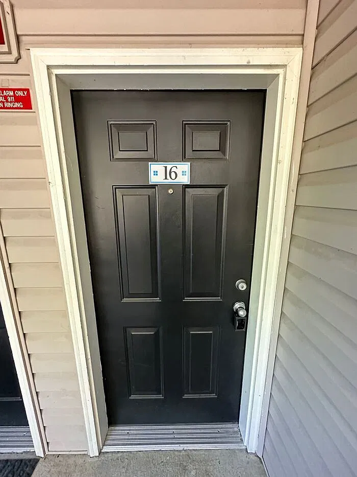 17662 NW Concordia Ct — Photo 2