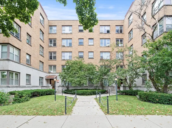 2606 W Balmoral Ave APT 508, Chicago, IL 60625