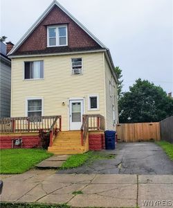 32 Como Ave, Buffalo, NY, 14220