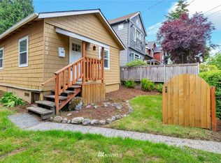 7043 34th Ave NE, Seattle, WA 98115