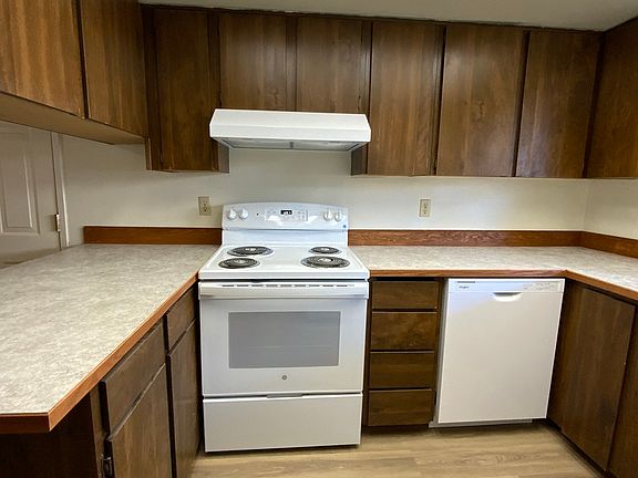 5th image of 5917 Glenwood Ave APT B