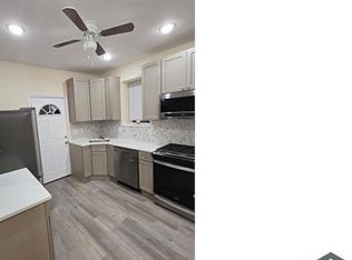 3245 D St, Philadelphia, PA 19134