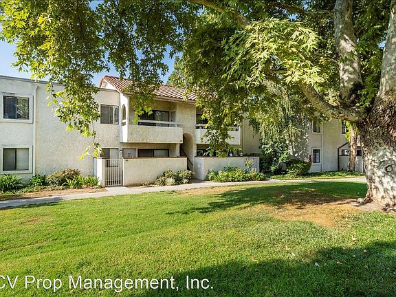 3rd image of 25019 Peachland Ave Unit 240
