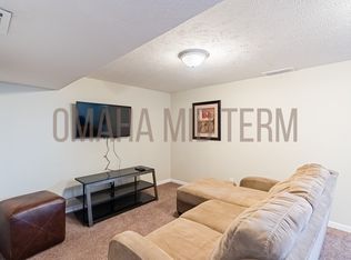 6730 N 34th St, Omaha, NE 68112