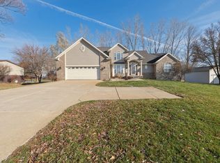 7320 Lobdell Rd, Linden, MI 48451