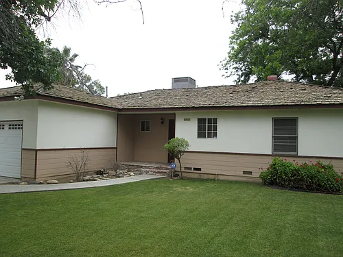 3032 N Inyo St Photo 1