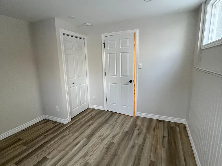 353 Imperial Rd S — Photo 10