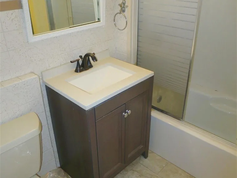 40 Sterling St #2 — Photo 17