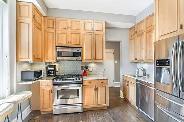 Sold by Compass | media 3