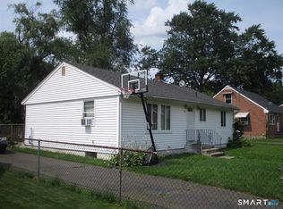 55 Peacock Dr, Meriden, CT 06451