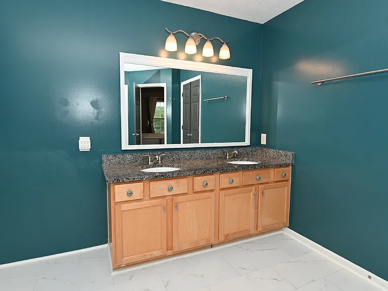 8405 Swift Ct — Photo 54