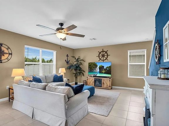 4th image of 3308 Acapulco Cir