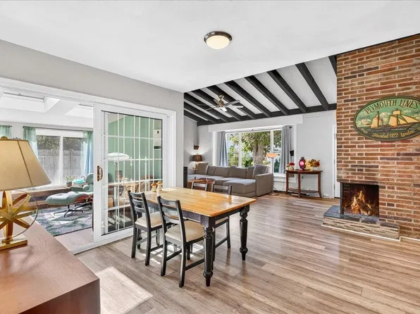 61 Damon Ave, Holbrook, MA 02343