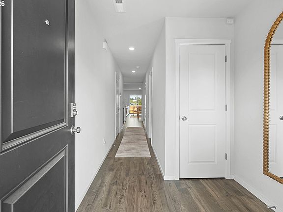 4th image of 10213 NE 79th Ct