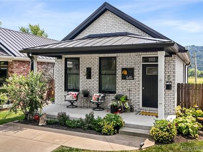 1033 W main Street, Madison, IN, 47250