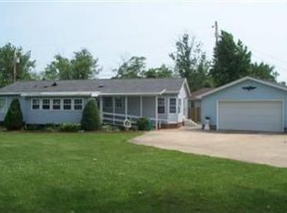 27325 Orange St, Robbins, OH 44609