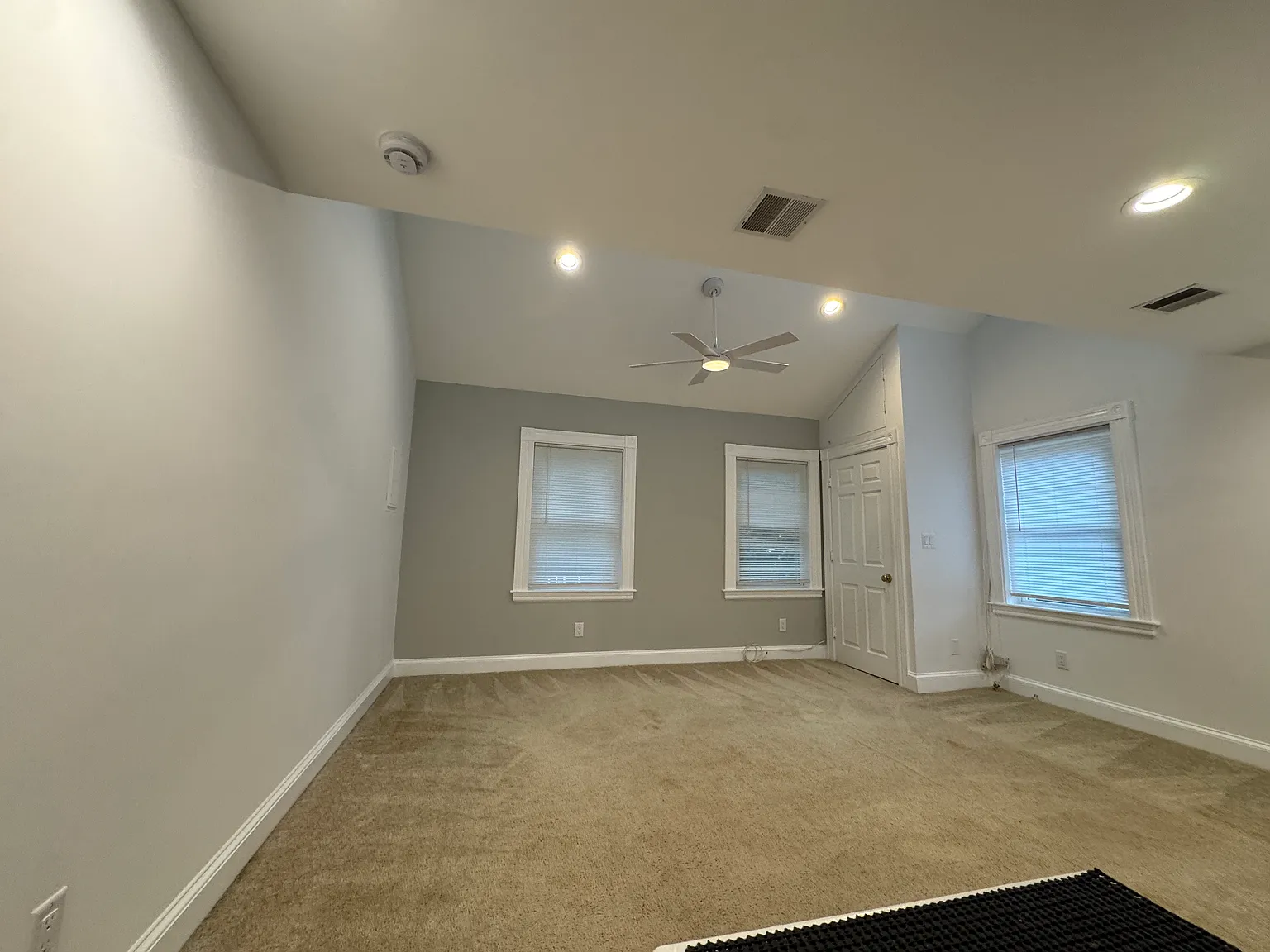 1 bed, 775 sqft, $2,250 — Photo 1