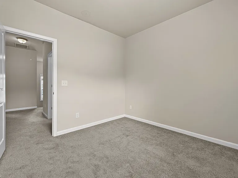 2489 Village Park Bnd — Photo 19