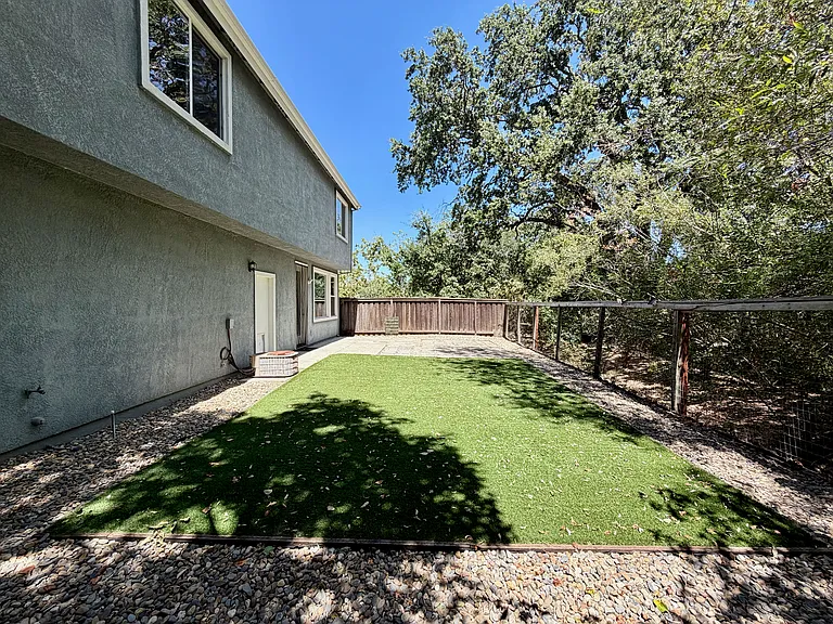 5 Blackberry Dr — Photo 29