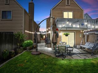 400 Golf Cir E, Manteca, CA 95337