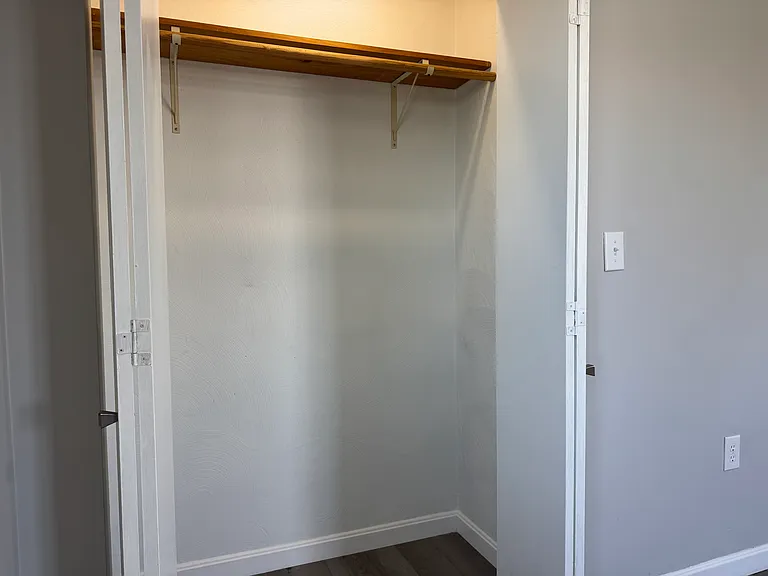 22 Irving St #15 — Photo 11