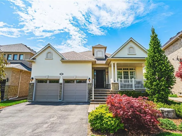 2178 Berwick Dr, Burlington, ON L7M 5C2