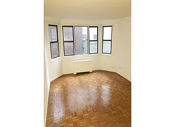 Rented by Warburg