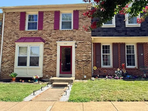 7446 Adams Park Ct, Annandale, VA 22003