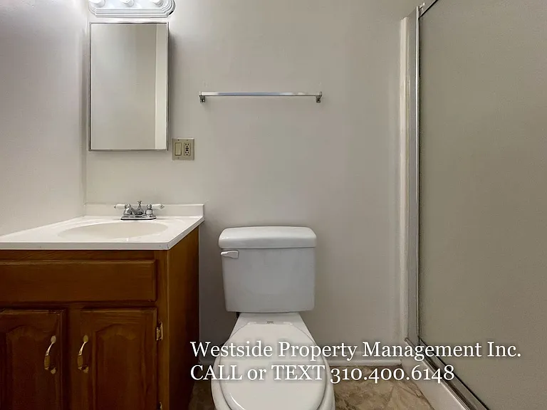 244 S Doheny Dr #246 — Photo 17