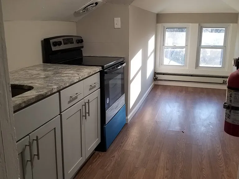 105 W Black Horse Pike #B — Photo 1