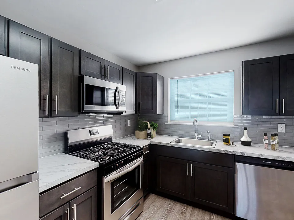 Wyndmoor Apartments