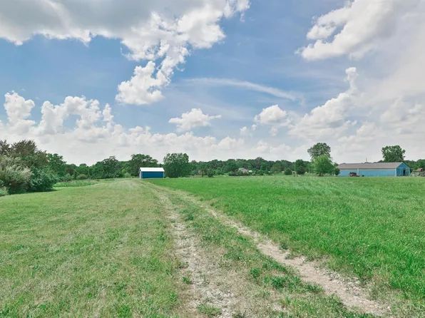 6835 State Rd, Somerville, OH 45064